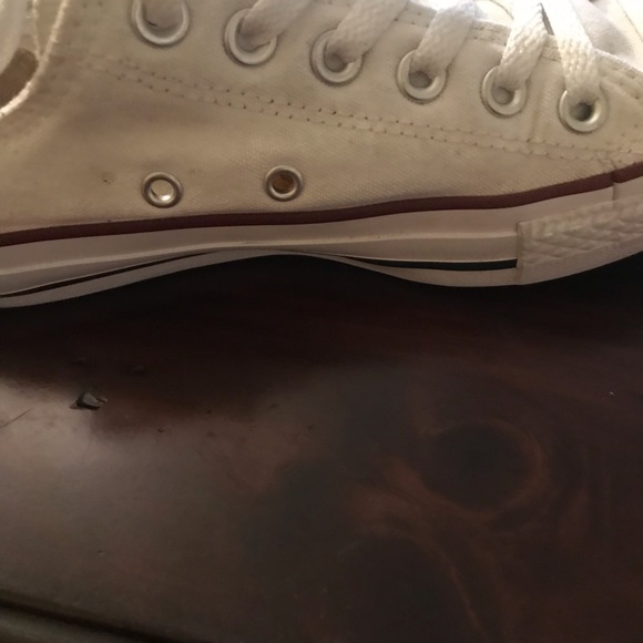 Women’s Canvas Converse tennis shoes - Picture 3 of 7